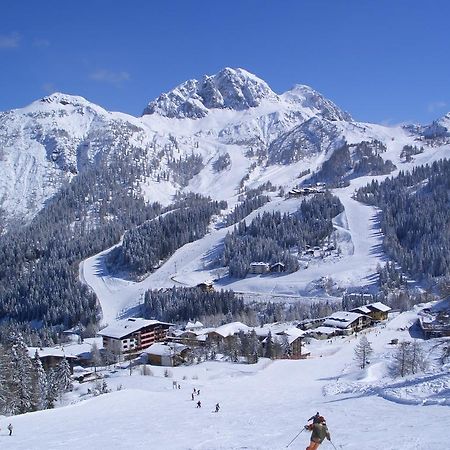 Apartment Margret Im Haus Sonnleitn Sonnenalpe Nassfeld Rum bild