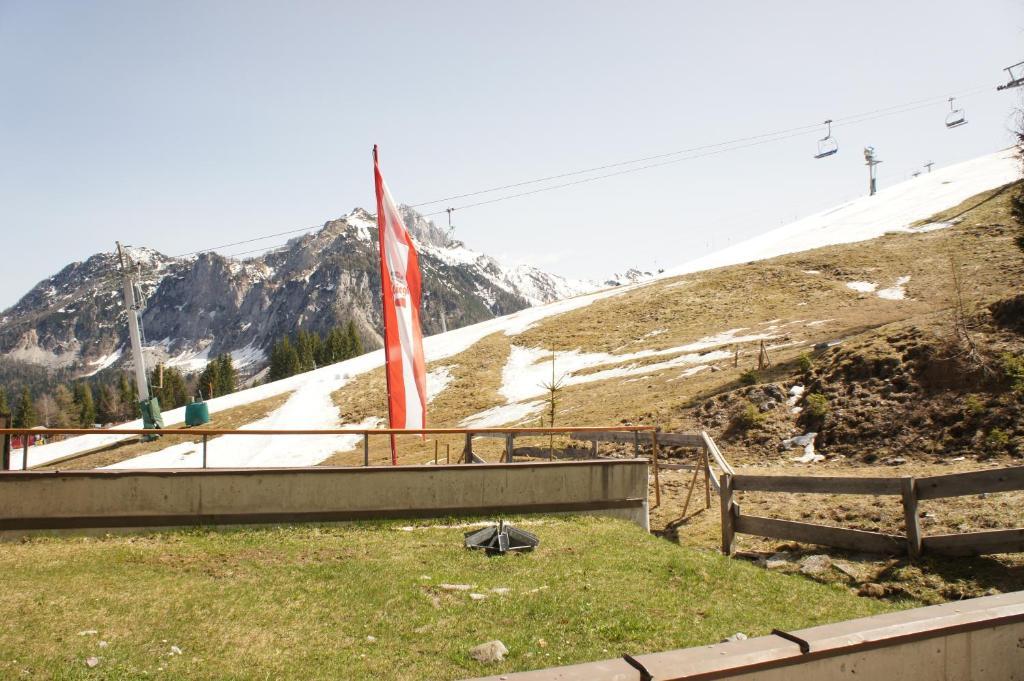 Apartment Margret Im Haus Sonnleitn Sonnenalpe Nassfeld Rum bild