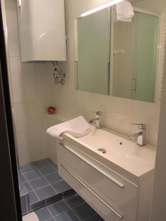 Apartment Margret Im Haus Sonnleitn Sonnenalpe Nassfeld Rum bild