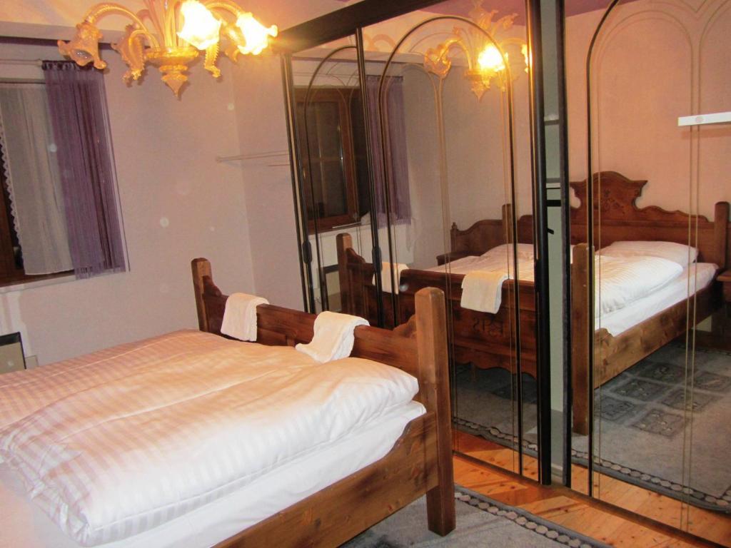 Apartment Margret Im Haus Sonnleitn Sonnenalpe Nassfeld Rum bild
